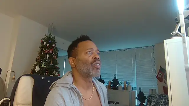 Snapshot of theblacklordmaster chatting on December 3, 2024, 1:21 pm theblacklordmaster online show from December 3, 2024, 1:21 pm