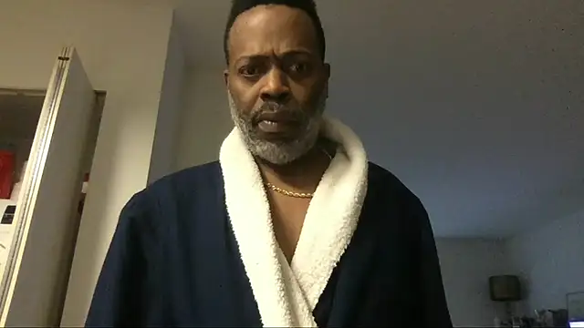 Snapshot of theblacklordmaster chatting on February 13, 2025, 1:37 pm theblacklordmaster online show from February 13, 2025, 1:37 pm