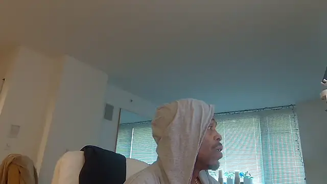 Snapshot of theblacklordmaster chatting on March 3, 2025, 3:31 pm theblacklordmaster online show from March 3, 2025, 3:31 pm