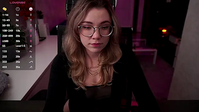 Snapshot of RemyCute chatting on October 31, 2025, 7:26 pm RemyCute online show from October 31, 2025, 7:26 pm