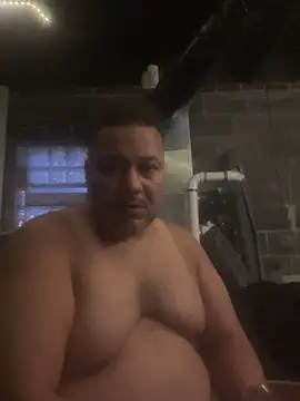 Snapshot of bigzae82 chatting on January 24, 2025, 12:10 pm bigzae82 online show from January 24, 2025, 12:10 pm