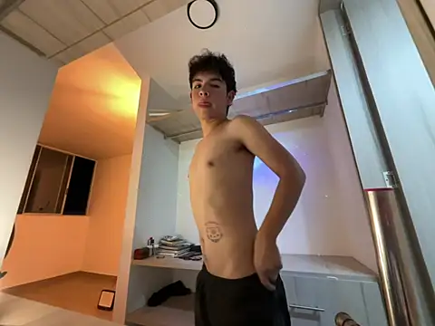 Blum icee online show from April 10, 2026, 2:50 am