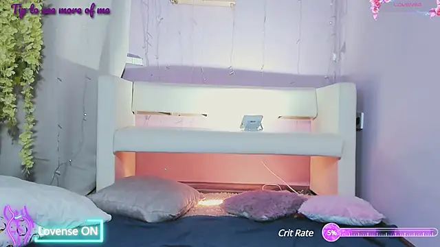 Lollita Lewis online show from January 25, 2025, 11:55 am