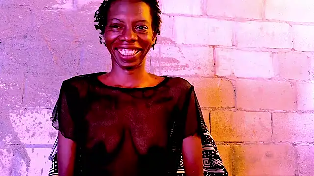 Snapshot of nzanizy chatting on December 2, 2024, 12:40 pm nzanizy online show from December 2, 2024, 12:40 pm