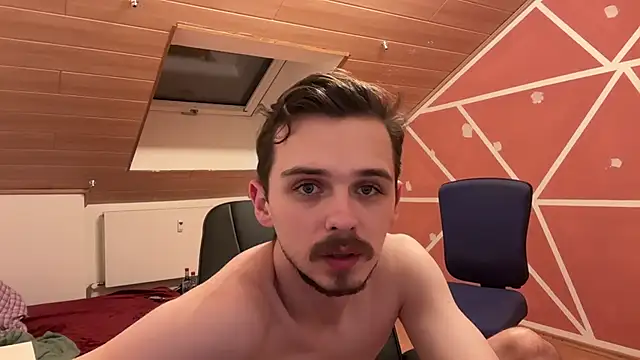 naked psy online show from December 4, 2024, 2:42 am