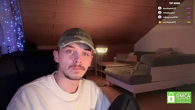 naked psy online show from February 13, 2025, 3:07 am