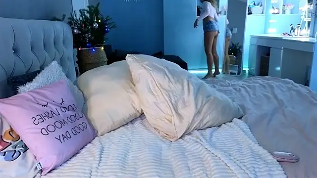 MissSiona online show from December 18, 2024, 6:10 am