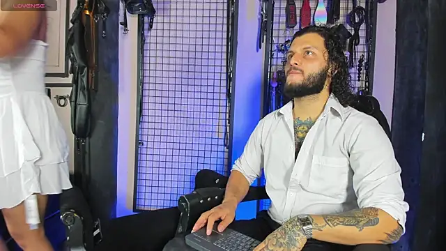 Twisted Fantasy online show from September 18, 2025, 4:47 am