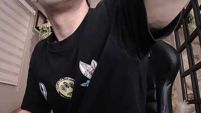 alexgiraldo  online show from January 13, 2025, 11:19 am