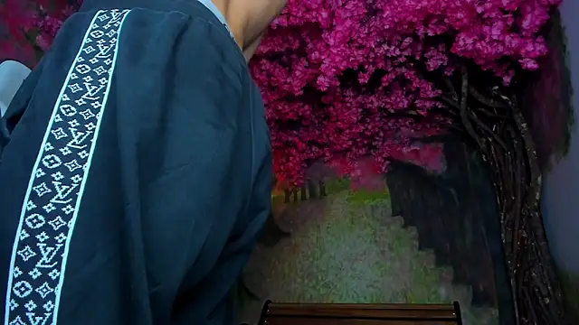 alexgiraldo  online show from February 14, 2025, 8:48 pm