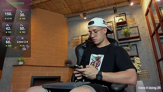 alexgiraldo  online show from February 27, 2025, 11:04 pm