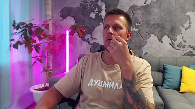 VikingChrisss online show from October 6, 2025, 9:51 am