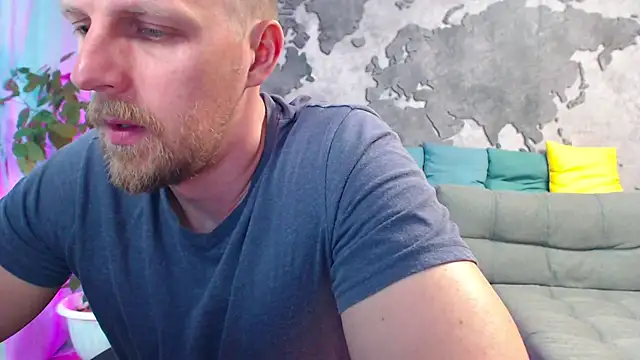 Snapshot of VikingChrisss chatting on July 22, 2026, 10:51 am VikingChrisss online show from July 22, 2026, 10:51 am