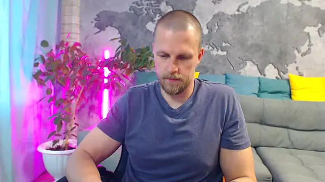 Snapshot of VikingChrisss chatting on July 25, 2026, 11:08 am VikingChrisss online show from July 25, 2026, 11:08 am