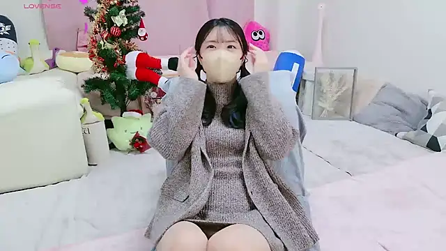Snapshot of anchan_ chatting on December 7, 2024, 1:51 pm anchan online show from December 7, 2024, 1:51 pm