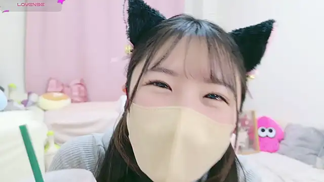 Snapshot of anchan_ chatting on January 5, 2025, 12:42 pm anchan online show from January 5, 2025, 12:42 pm