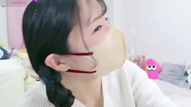 Snapshot of anchan_ chatting on January 8, 2025, 1:52 pm anchan online show from January 8, 2025, 1:52 pm