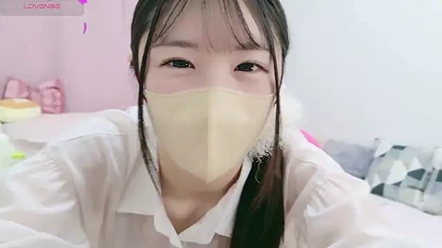 Snapshot of anchan_ chatting on January 18, 2025, 1:40 pm anchan online show from January 18, 2025, 1:40 pm