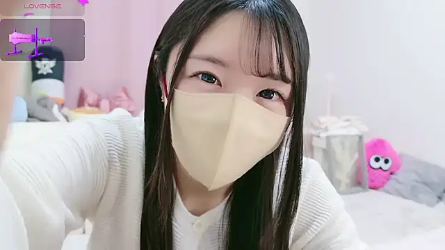 Snapshot of anchan_ chatting on February 6, 2025, 1:32 pm anchan online show from February 6, 2025, 1:32 pm