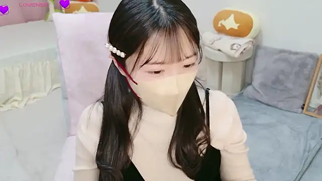 Snapshot of anchan_ chatting on January 18, 2026, 11:03 am anchan online show from January 18, 2026, 11:03 am