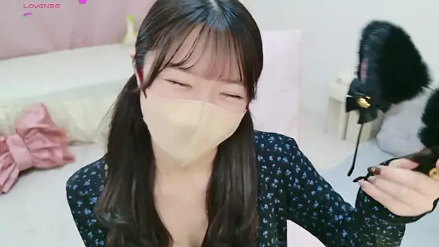 Snapshot of anchan_ chatting on February 22, 2026, 2:04 pm anchan online show from February 22, 2026, 2:04 pm