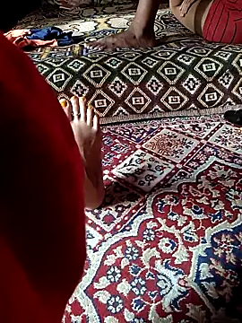 Snapshot of ohana143 chatting on March 17, 2025, 12:04 pm ohana143 online show from March 17, 2025, 12:04 pm