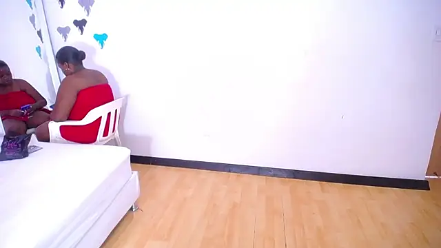 cock whisperer69  online show from February 26, 2025, 2:03 pm