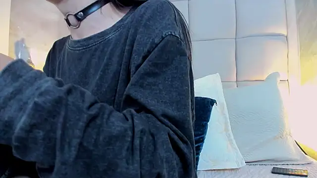 Hecatee 77 online show from November 10, 2025, 7:46 pm