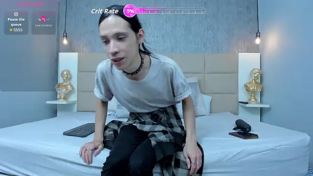 Hecatee 77 online show from March 26, 2026, 6:57 pm