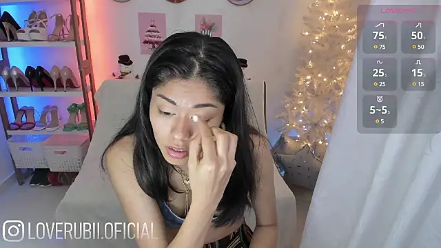 Snapshot of loverubii chatting on December 4, 2024, 11:13 pm loverubii online show from December 4, 2024, 11:13 pm