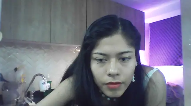 Snapshot of loverubii chatting on January 25, 2025, 1:32 am loverubii online show from January 25, 2025, 1:32 am