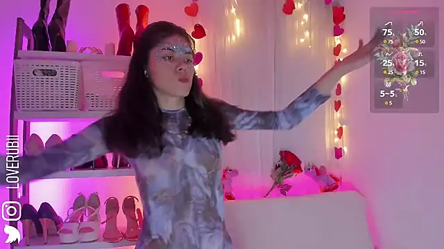 Snapshot of loverubii chatting on February 22, 2025, 7:01 am loverubii online show from February 22, 2025, 7:01 am