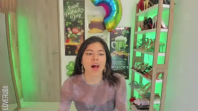 loverubii online show from March 22, 2026, 9:34 am