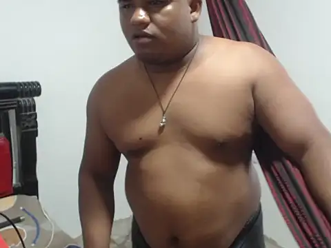 PONSE LATINO online show from October 7, 2025, 4:15 pm