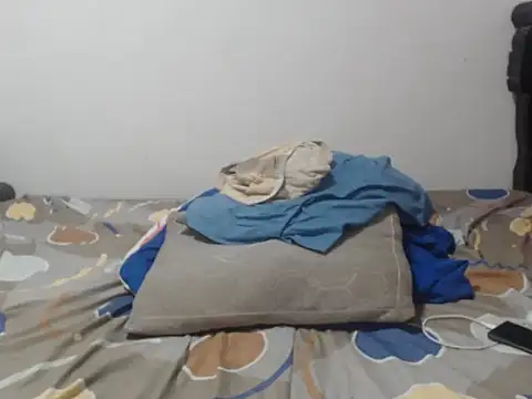 PONSE LATINO online show from April 12, 2026, 2:11 pm