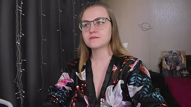 MissBrightShine online show from February 24, 2026, 11:41 am