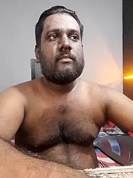 Rayansmith  online show from February 25, 2025, 2:22 pm