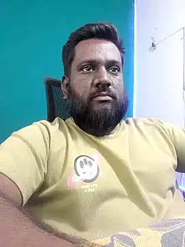 Rayansmith  online show from March 14, 2026, 11:32 pm