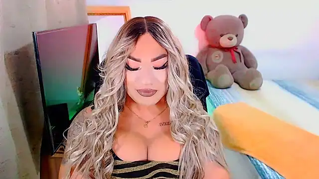 9InchsPunisherXXX online show from December 15, 2024, 10:15 pm