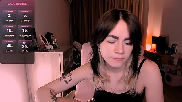  selectrra online show from March 10, 2025, 2:48 pm