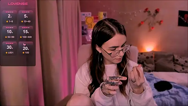  selectrra online show from April 24, 2026, 8:33 pm