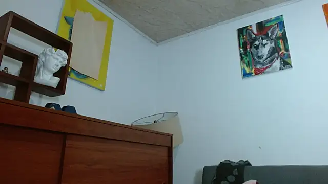 ZoeBakers  online show from January 31, 2025, 9:37 am