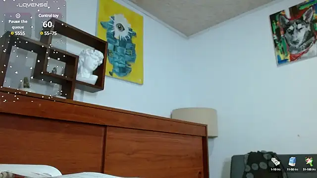 ZoeBakers  online show from March 14, 2025, 12:21 am