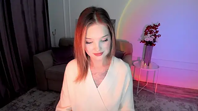 Snapshot of FloweryLove_1 chatting on November 8, 2025, 8:07 pm FloweryLove 1 online show from November 8, 2025, 8:07 pm