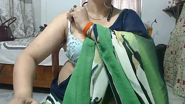 Snapshot of sexy_jaaan chatting on July 8, 2026, 6:18 am sexy jaaan online show from July 8, 2026, 6:18 am