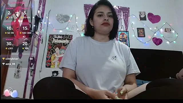 Saray extrovert  online show from March 15, 2025, 7:31 am