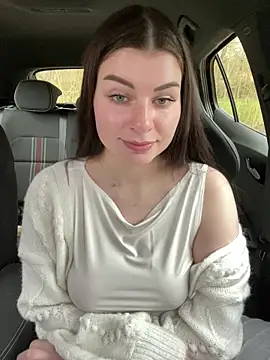 EllyNora online show from March 13, 2026, 3:29 pm