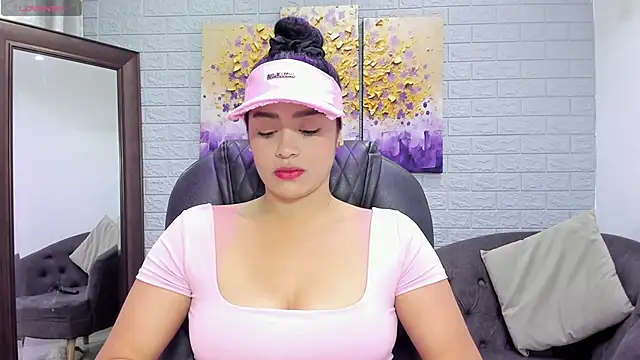 Paula Desousa online show from December 22, 2025, 7:33 pm