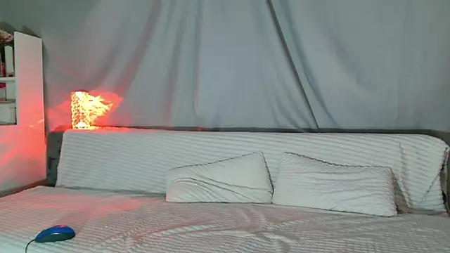 Imcarrieberry online show from January 30, 2025, 5:06 pm