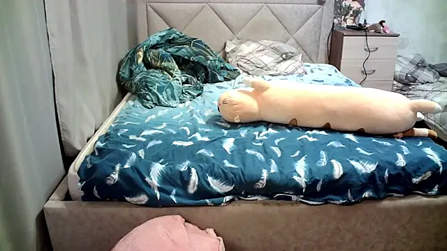 Snapshot of juliettkalen chatting on June 30, 2026, 4:57 am juliettkalen online show from June 30, 2026, 4:57 am